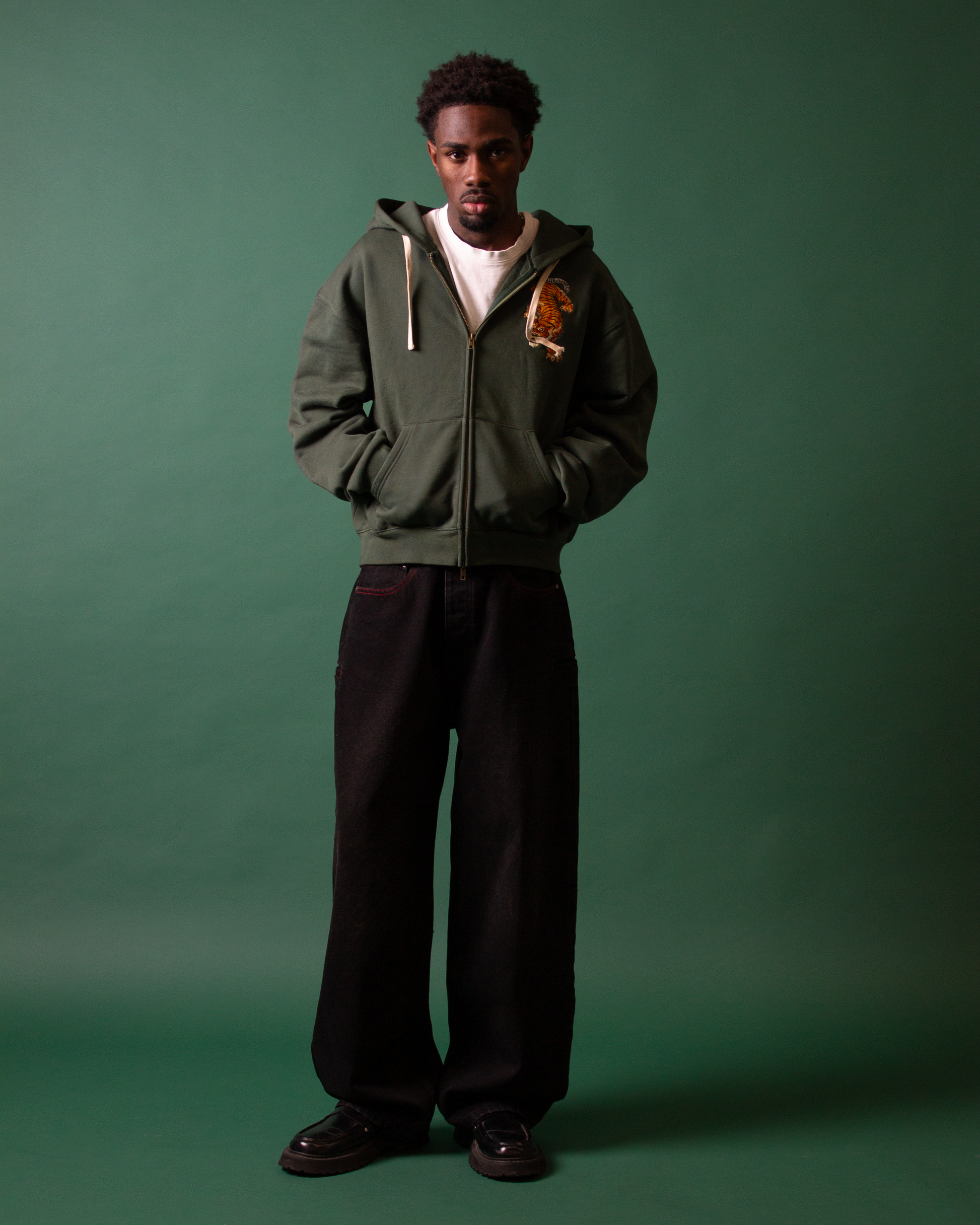 "TIGER" HOODIE (overstock)